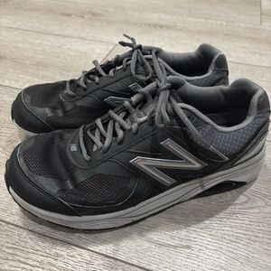New Balance 1540v3 Mens 9.5 Width 4E Running Shoes Grey Black Sneakers USA
